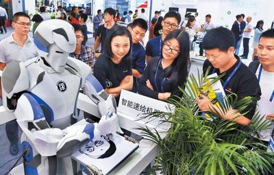 第十九届高交会 科技创新的璀璨舞台与中介服务的桥梁作用